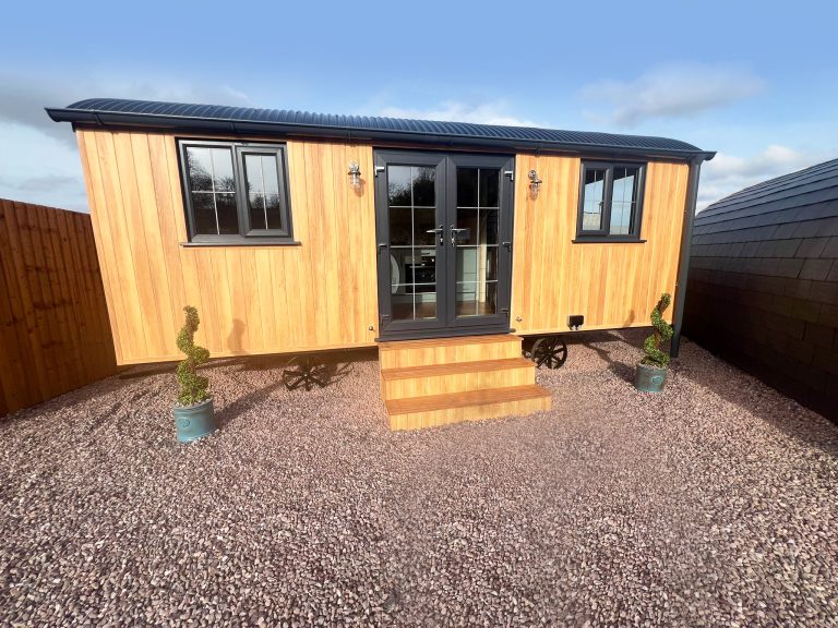 Anglezark Pod Company 143